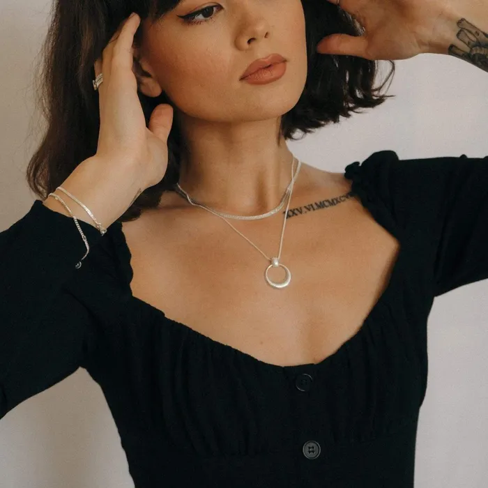 Women Este X Daisy Original Daisy London Jewellery Este Lalonde Short Snake Chain Necklace Sterling Silver