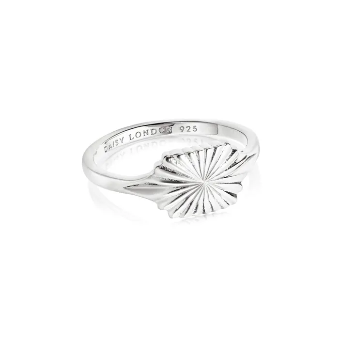 Women Este X Daisy Original Daisy London Jewellery Este Lalonde Sunburst Shield Ring Sterling Silver Women Este X Daisy Original Daisy London Jewellery Este Lalonde Sunburst Shield Ring Sterling Silver