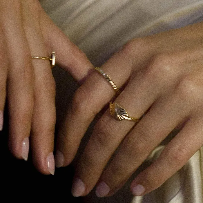 Women Este X Daisy Original Daisy London Jewellery Este Lalonde Sunburst Stacking Ring 18Ct Gold Plate