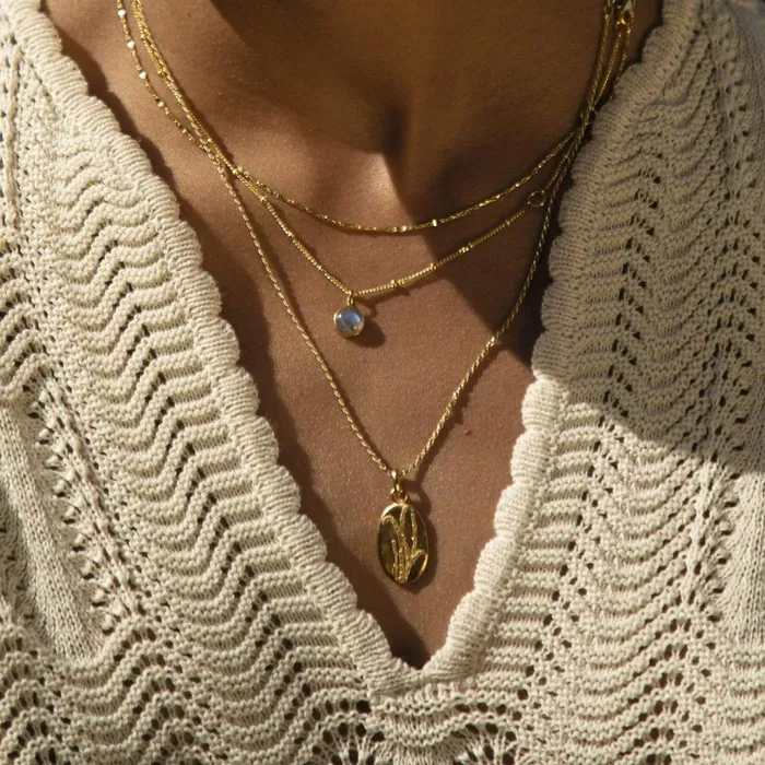 Women Flower Necklaces Daisy London Jewellery Lavender Flower Necklace 18Ct Gold Plate