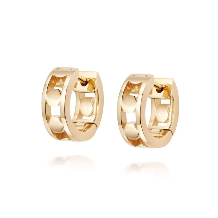 Women Huggie Earrings Daisy London Jewellery Stevie Huggie Hoop Earrings 18ct Gold Plate Women Huggie Earrings Daisy London Jewellery Stevie Huggie Hoop Earrings 18ct Gold Plate