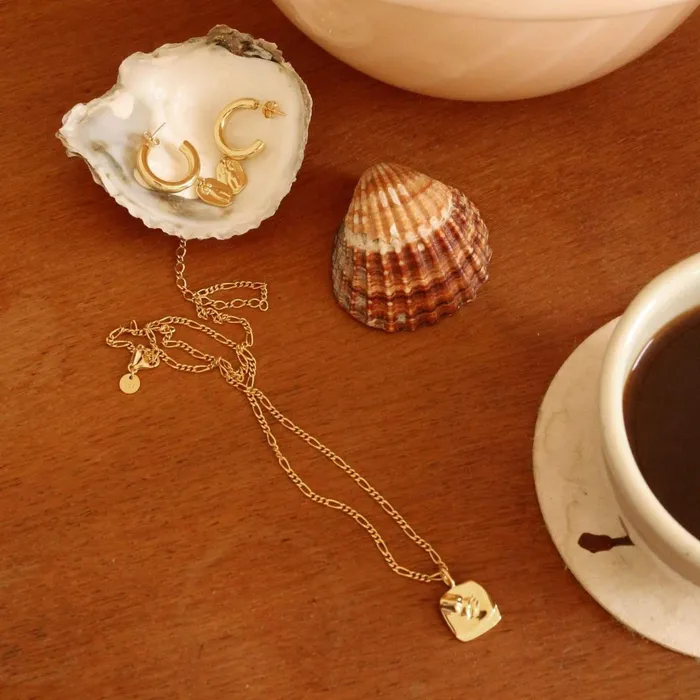 Women Pendant Necklaces Daisy London Jewellery Alexa Necklace 18Ct Gold Plate