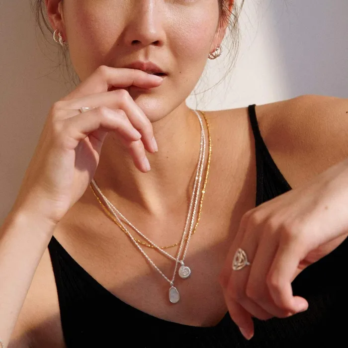 Women Pendant Necklaces Daisy London Jewellery Isla Sundial Shell Necklace Sterling Silver