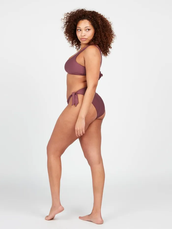 Womens EcoTrue Swim Volcom Simply Seamless Hipster Plus Size Bikini Bottom 8211 Eggplant Womens EcoTrue Swim Volcom Simply Seamless Hipster Plus Size Bikini Bottom 8211 Eggplant