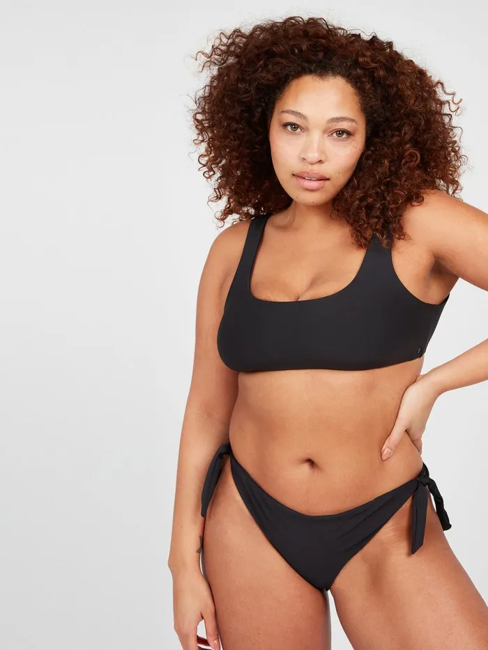 Womens EcoTrue Swim Volcom Simply Seamless Scoop Plus Size Bikini Top 8211 Black