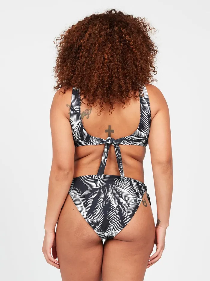 Womens EcoTrue Swim Volcom Stay Or Leaf Tie Side Hipster Plus Size Bikini Bottom 8211 Black