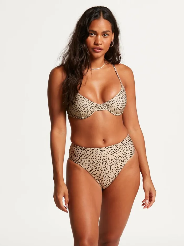 Womens EcoTrue Swim Volcom Ur An Animal U Wire Bikini Top 8211 Multi