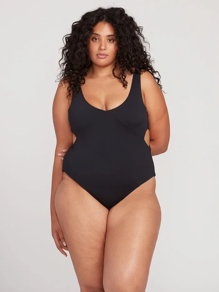 Womens OnePiece Swimsuits Volcom Simply Seamless OnePiece Plus Size 8211 Black