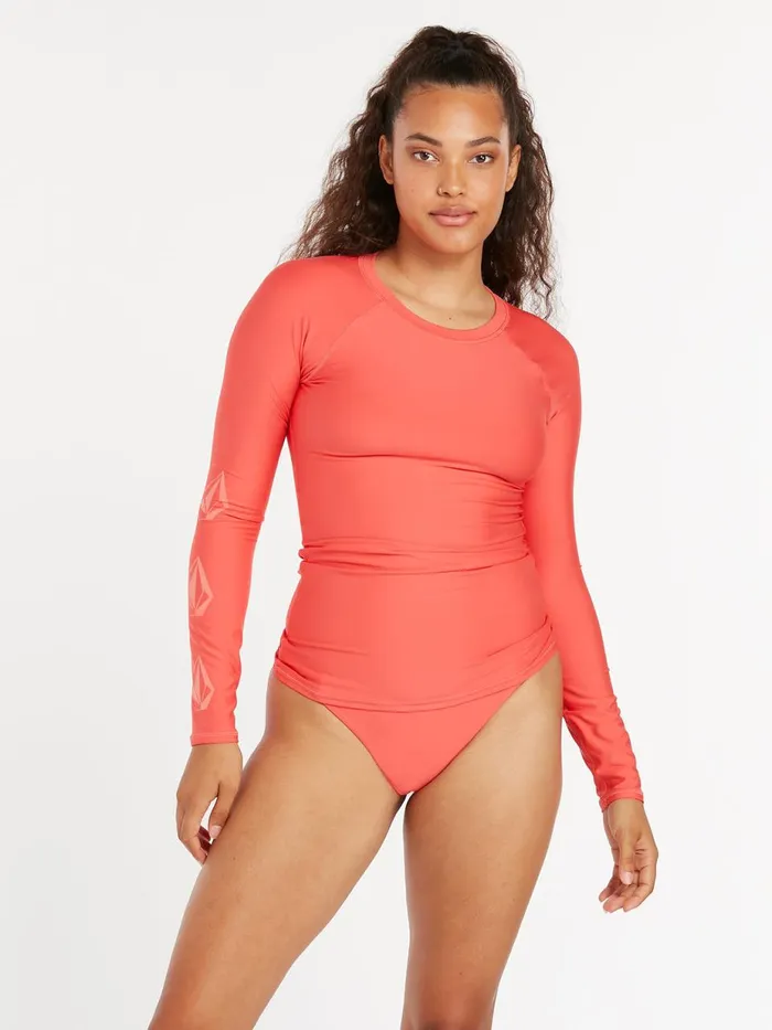Womens Rashguards Volcom Simply Seamless Long Sleeve UPF 50 Rashguard 8211 Pistol Punch Womens Rashguards Volcom Simply Seamless Long Sleeve UPF 50 Rashguard 8211 Pistol Punch