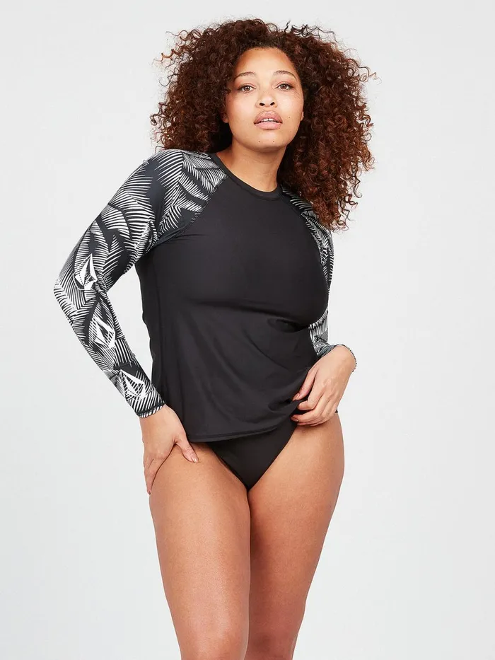 Womens Rashguards Volcom Stay Or Leaf Long Sleeve UPF 50 Plus Size Rashguard 8211 Black Womens Rashguards Volcom Stay Or Leaf Long Sleeve UPF 50 Plus Size Rashguard 8211 Black