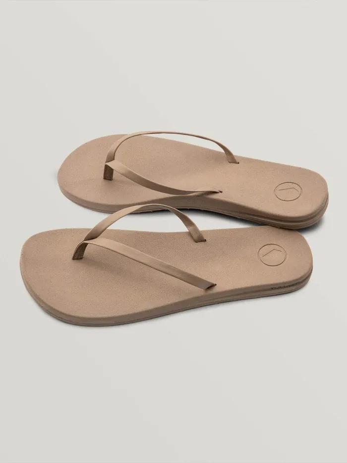 Womens Sandals Volcom ECliner Prayer Sandal 8211 Tan