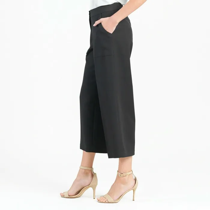 Woven Twill 8211 Zip Closure Front Pocket Cropped Trouser 8211 Black 8211 Final Sale Women Clara Sunwoo Pants Skirts